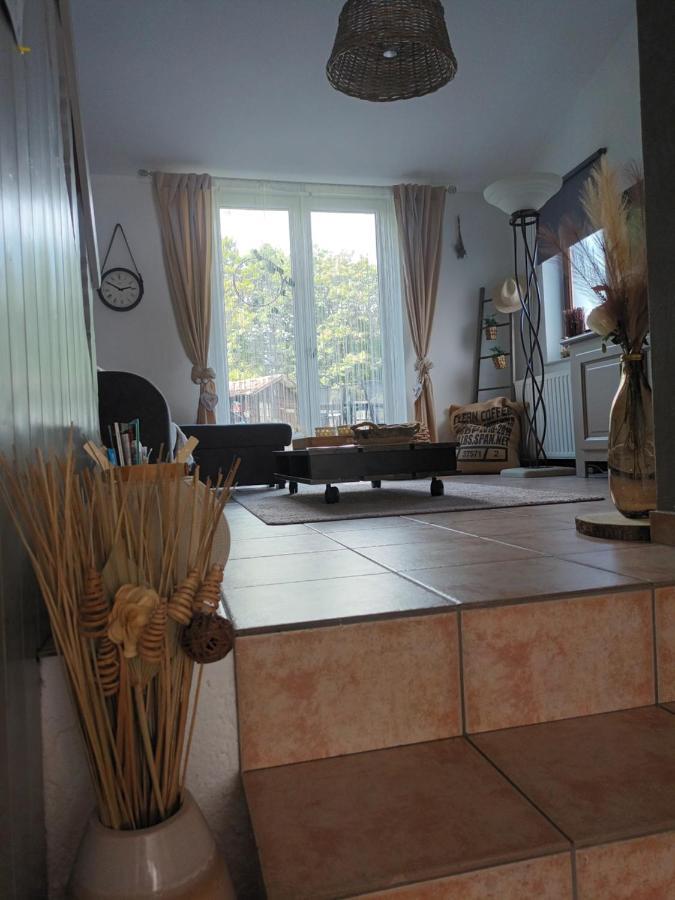 Chez Seb & Lulu, Studio D'Hotes Нёфшато Экстерьер фото